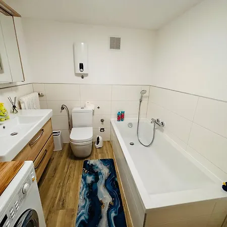 公寓 Spacious 72 Sqm Moselblick & Connection