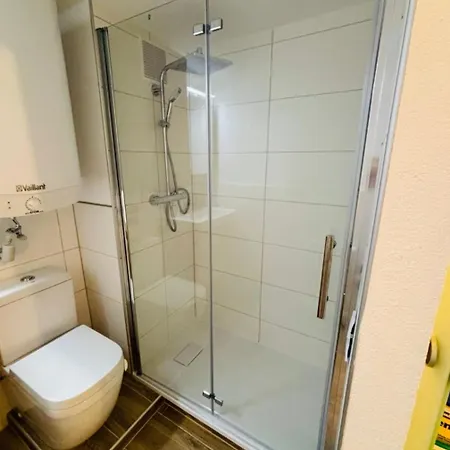 Spacious 72 Sqm Moselblick & Connection 公寓