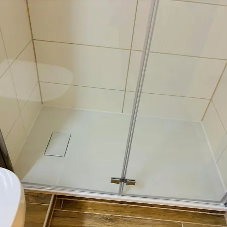 Spacious 72 Sqm Moselblick & Connection 特里尔