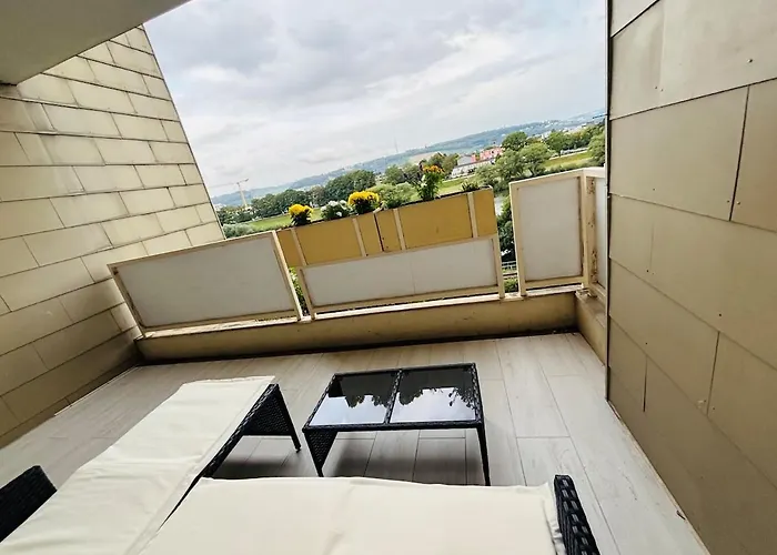 Spacious 72 Sqm Moselblick & Connection Trier